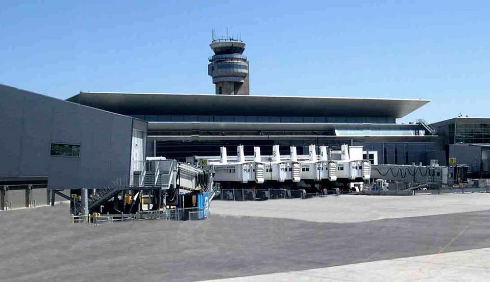 Chantier d'agrandissement de l'aéroport international de Montréal, Dorval
